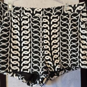 Blithe Black and White Patterned Women Shorts